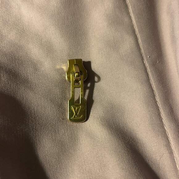 Louis Vuitton Gold Zipper Pull & Slide Replacement - Picture 8 of 11